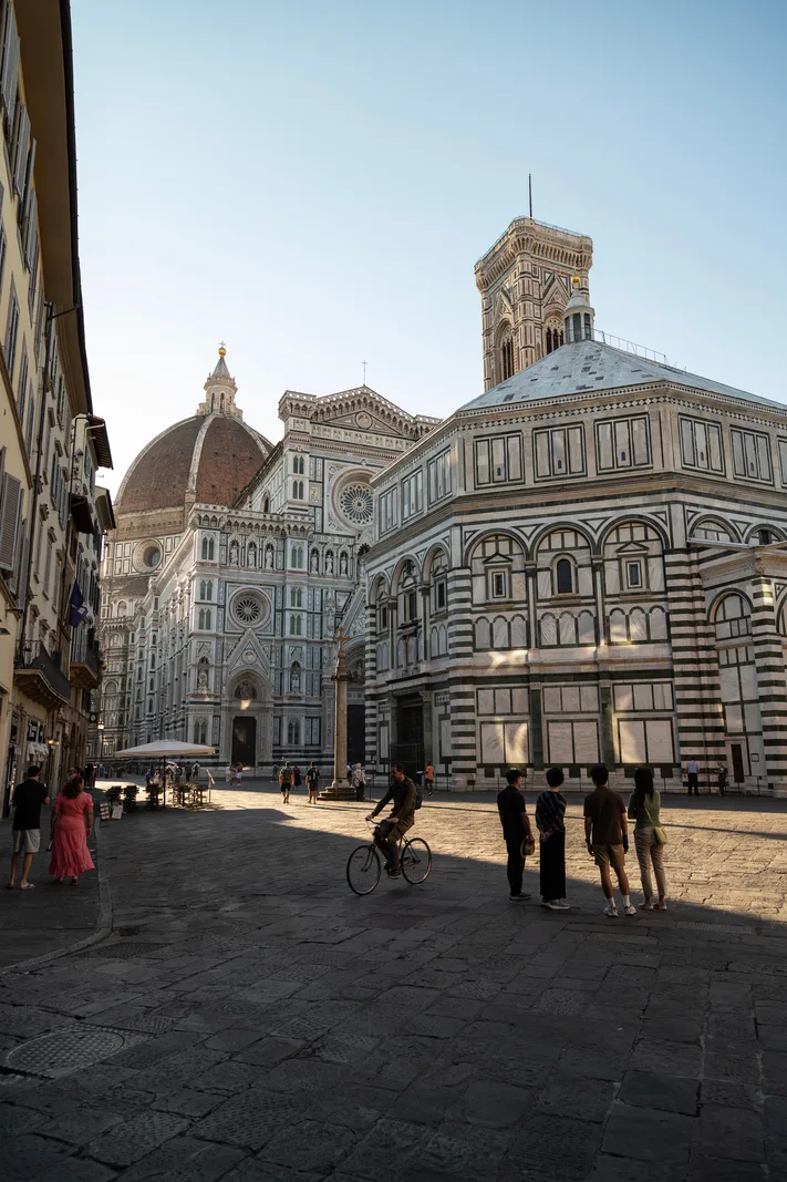 Cathedral square with the cathedral, bell tower and Baptistery of San Giovanni