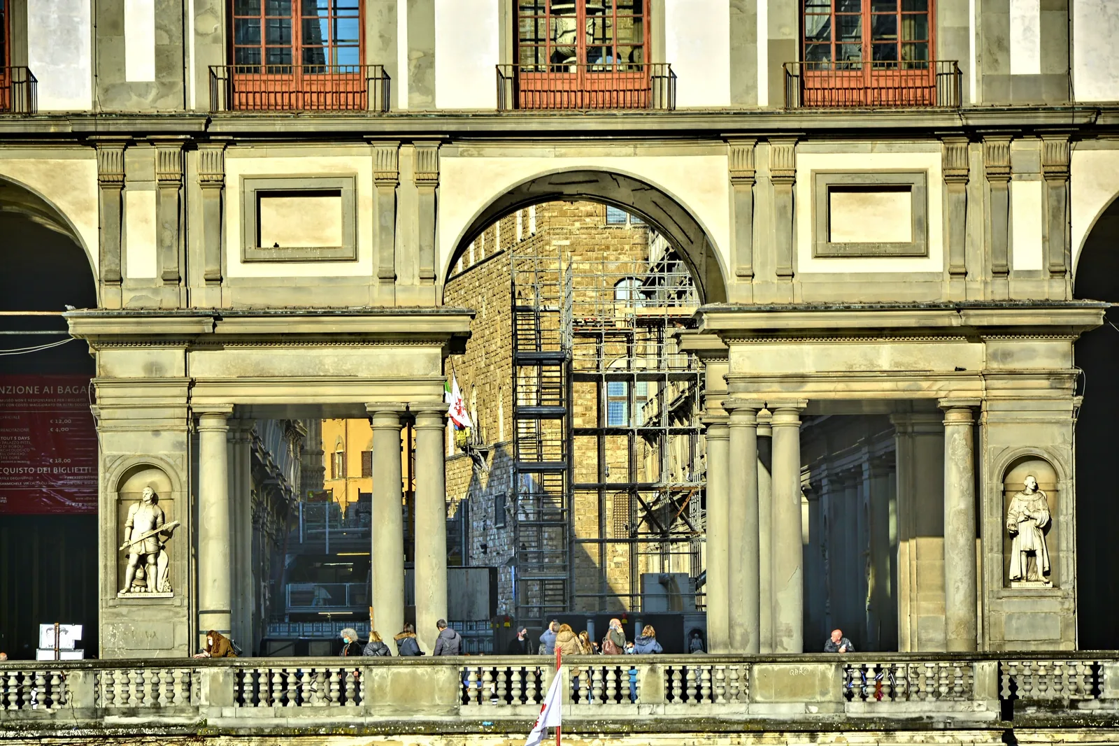 Uffizi façade seen from the Arno river